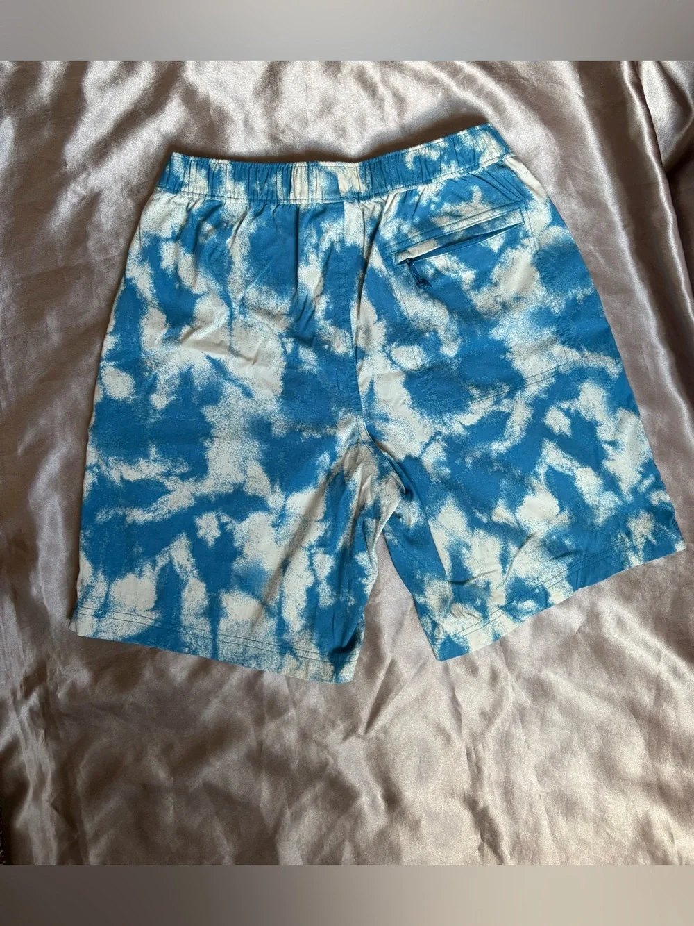 The North Face Shorts Size Small
